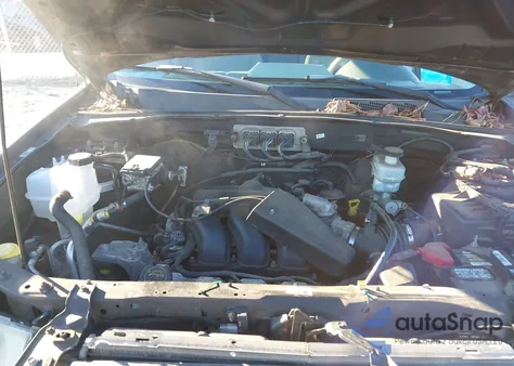 2008 Ford Escape Xlt from USA, damaged, VIN 1FMCU931X8KA29639